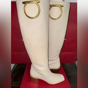 SALVATORE FERRAGAMO AVIO GOLD HEEL CREAM NUDE KNEE HI BOOTS SIZE 7